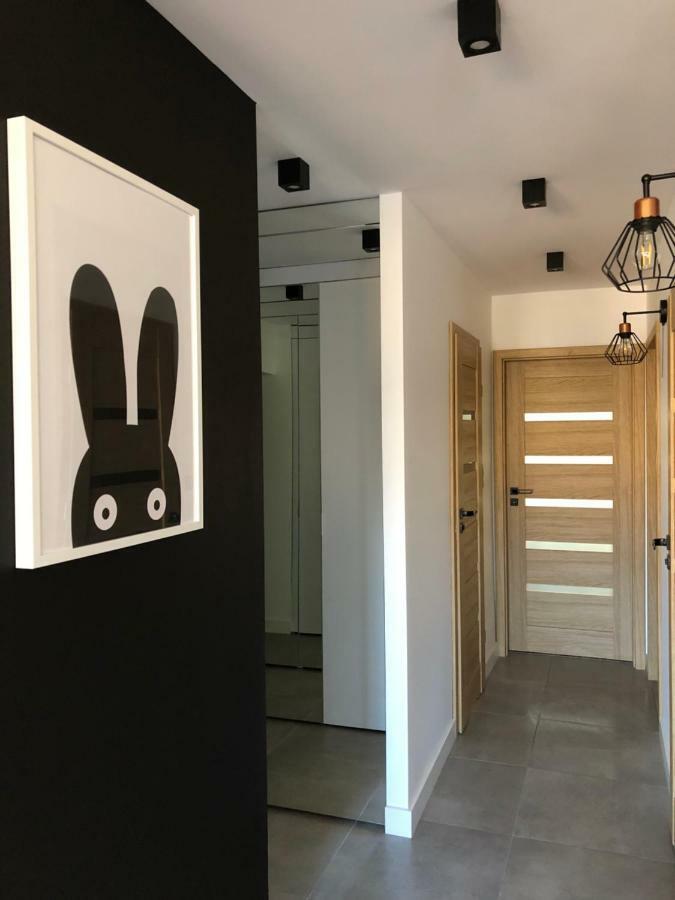 Family & Business Sauna Apartments Rynek Centrum Downtown - 2 Bedroom With Private Sauna, Balcony, Parking Кельце Экстерьер фото
