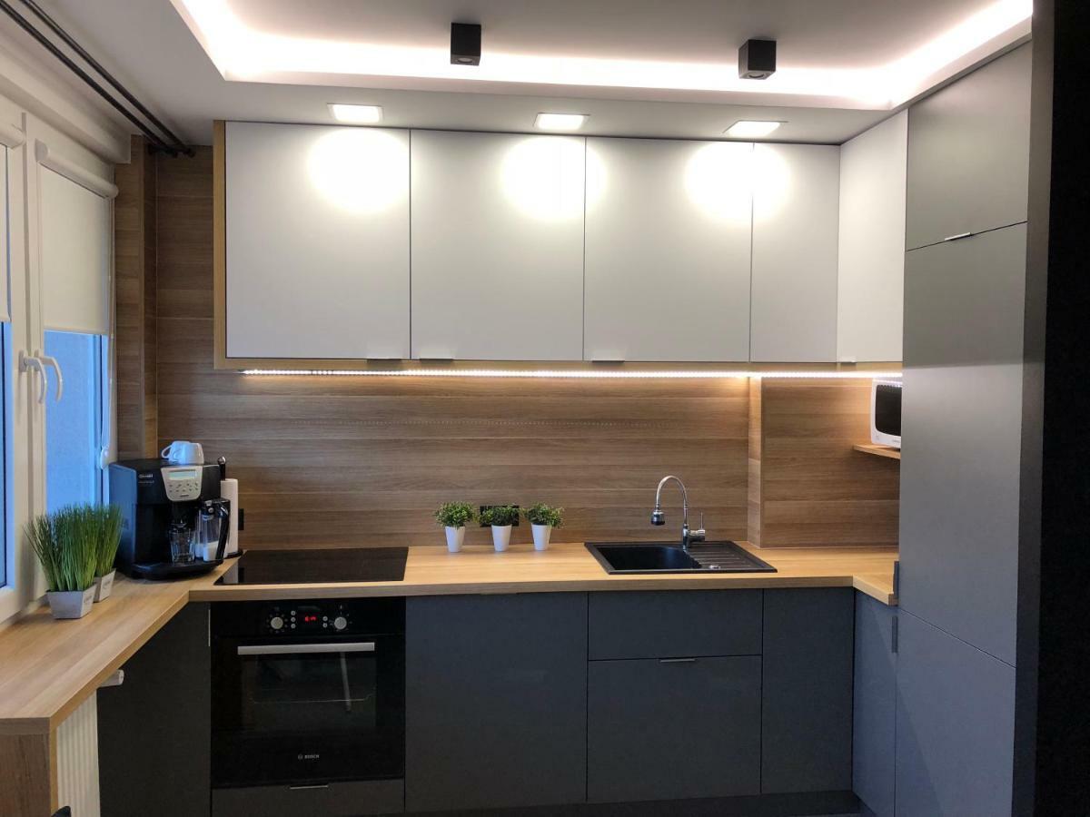 Family & Business Sauna Apartments Rynek Centrum Downtown - 2 Bedroom With Private Sauna, Balcony, Parking Кельце Экстерьер фото