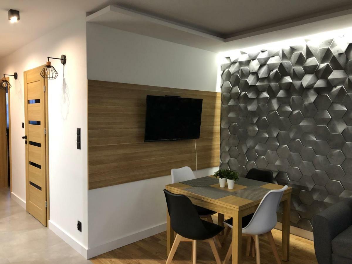 Family & Business Sauna Apartments Rynek Centrum Downtown - 2 Bedroom With Private Sauna, Balcony, Parking Кельце Экстерьер фото