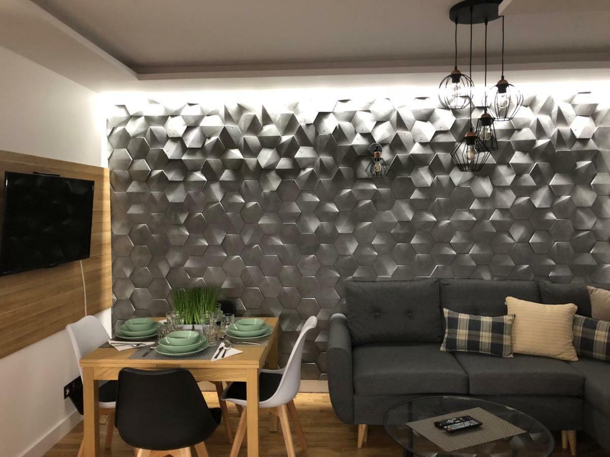 Family & Business Sauna Apartments Rynek Centrum Downtown - 2 Bedroom With Private Sauna, Balcony, Parking Кельце Экстерьер фото
